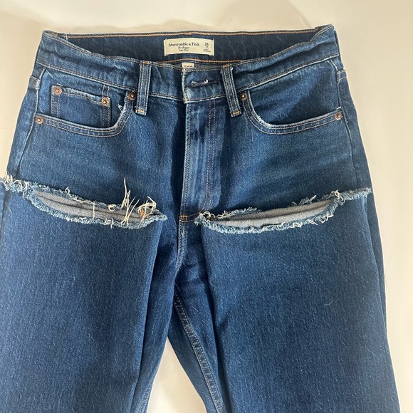 Abercrombie & Fitch High Rise Blue Jeans - Picture 6 of 13
